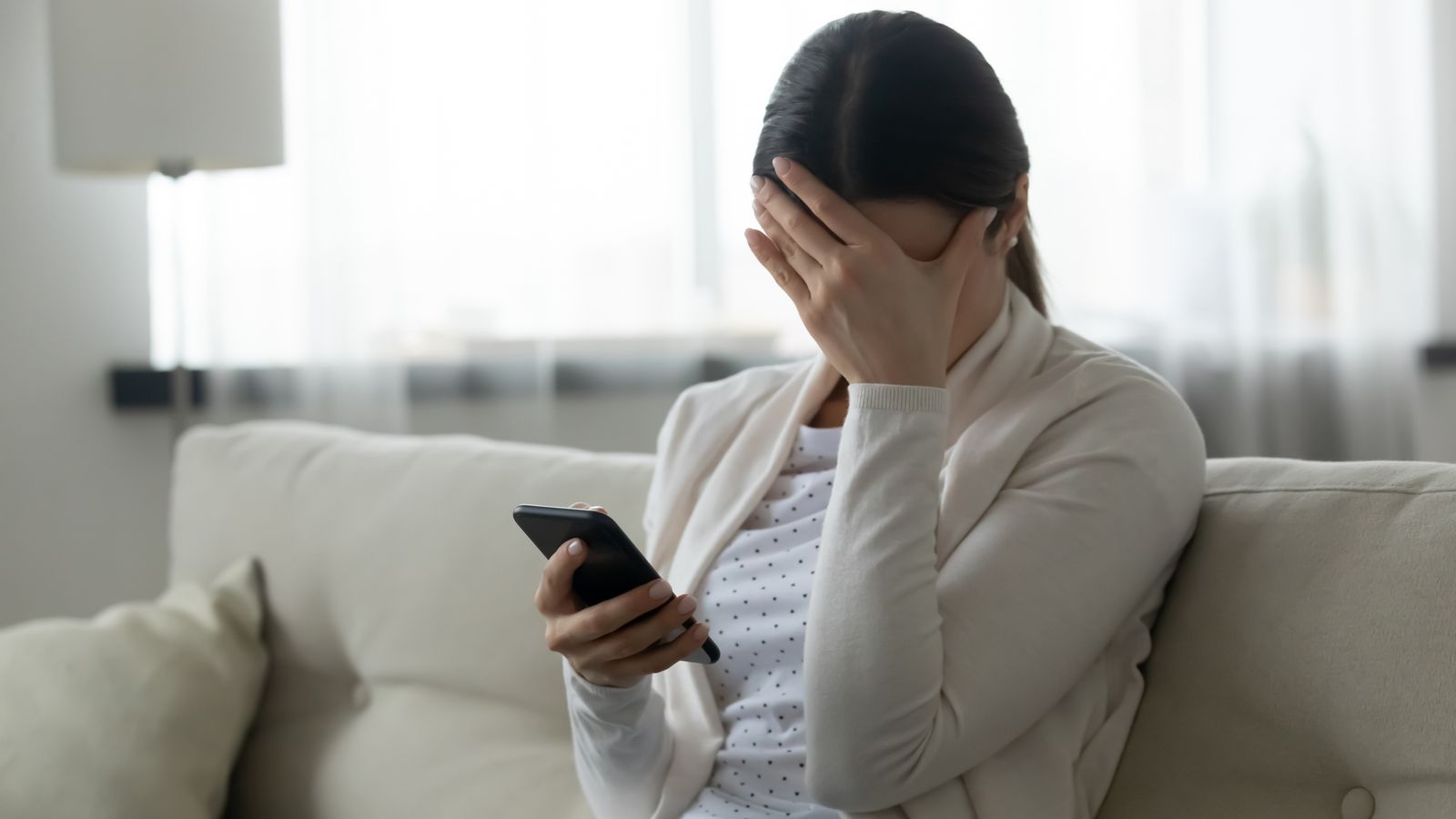 protect yourself from SIM swap scam
